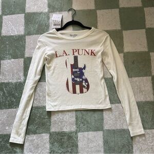 NWT Brandy Melville Long Sleeve Shirt - White Size OS